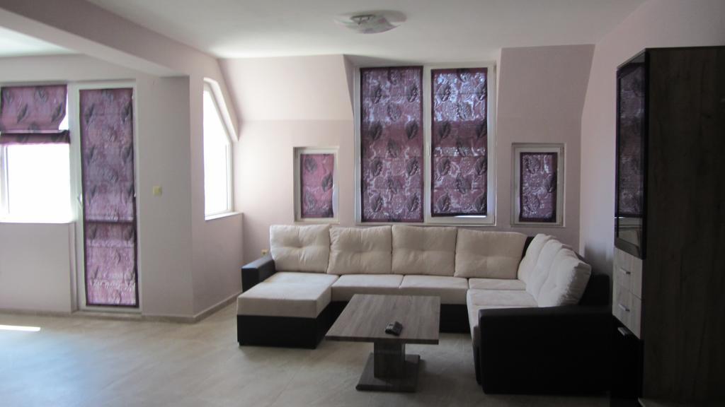 Bogorodi Terrace Apartment Burgasz Szoba fotó